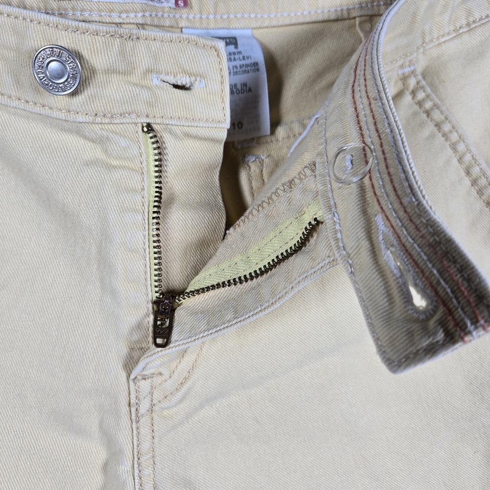 Levi's 545 Y2K Yellow Cotton Stretch Denim Jean Shorts Womens Size 10 - Picture 5 of 13